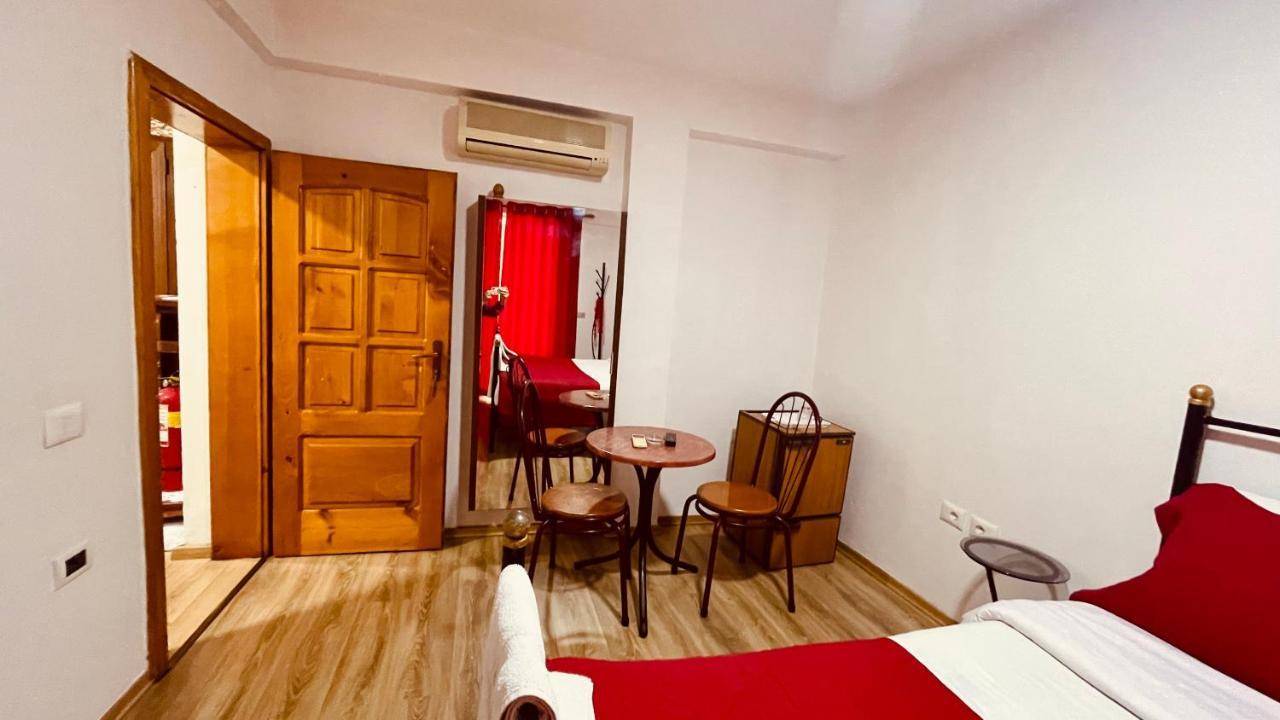 Hotel Drinos Tirana Exterior photo